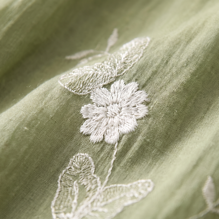 Emily | Soft Cotton Top with Embroidered Flowers – Relaxed, Breathable Fit