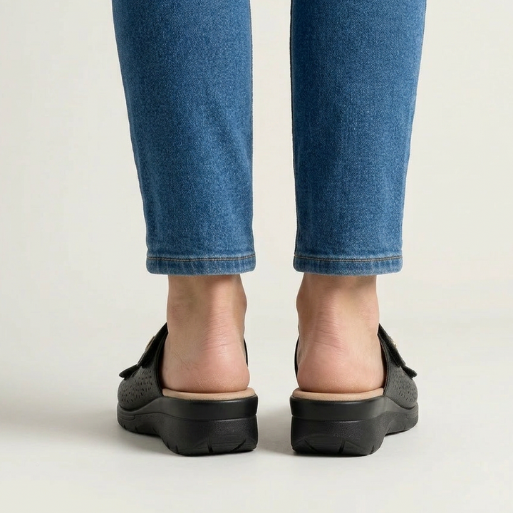 Licia  - Comfortable women’s slippers