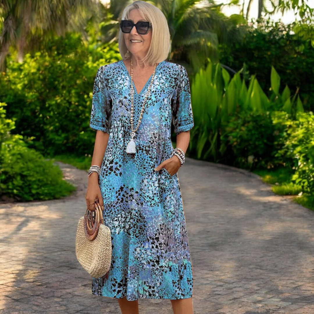 Iris – A light, flowing dress with a flattering cut