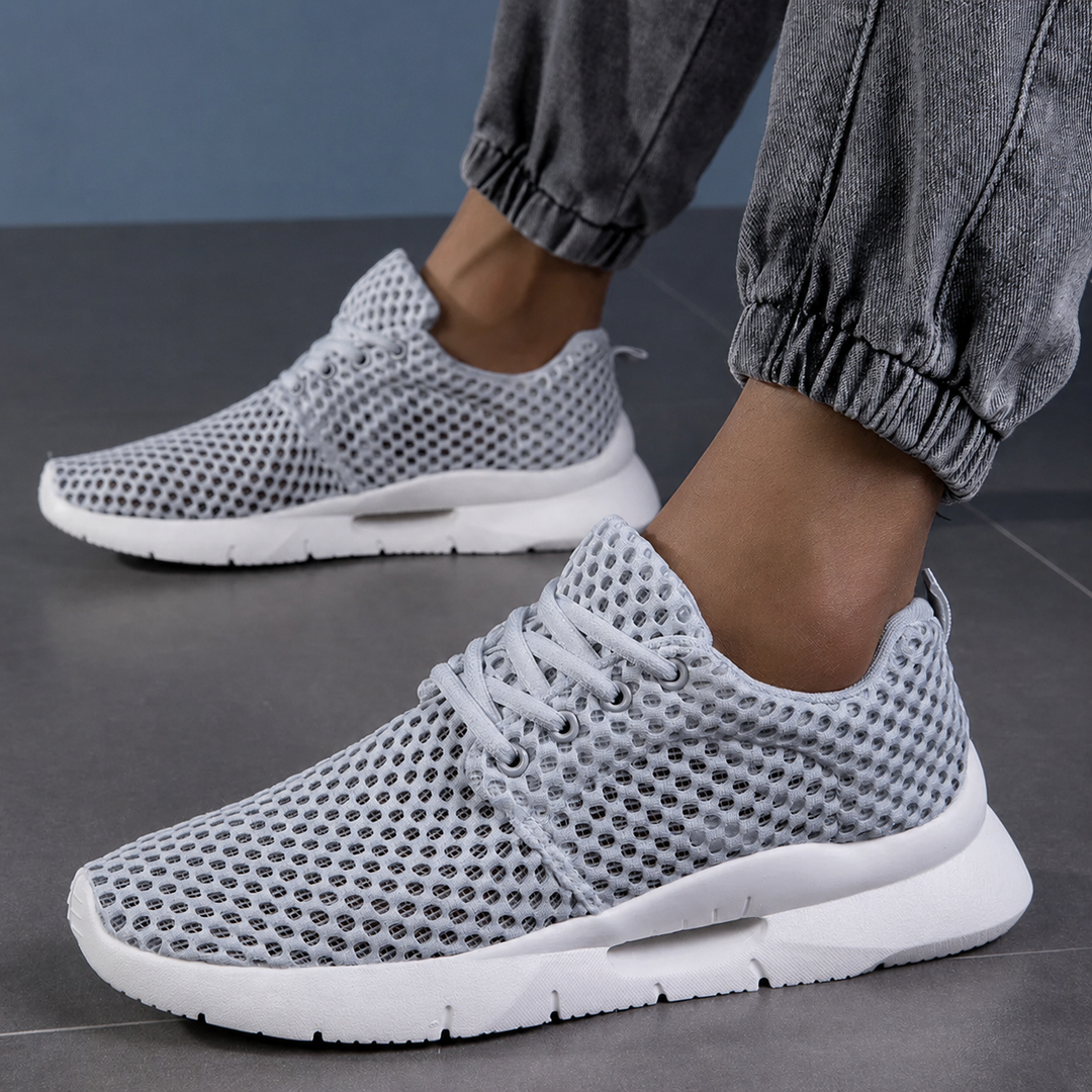 Lightweight mesh trainers I Comfortable & stylish for everyday wear