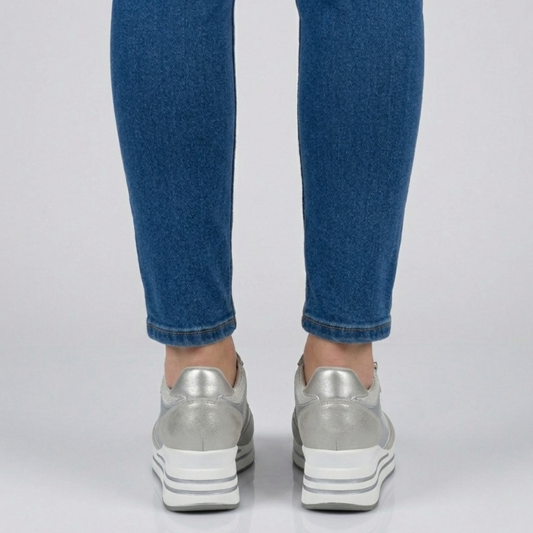 Lori – Comfortable women’s wedge shoes