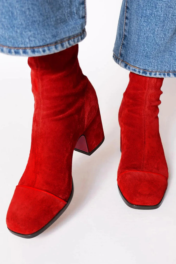 Beautifully Designed Orthopaedic Boots