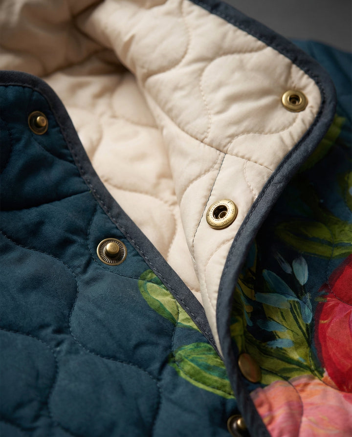 Amaya | Vintage Floral Quilted Jacket – Light Warmth, Flattering Fit