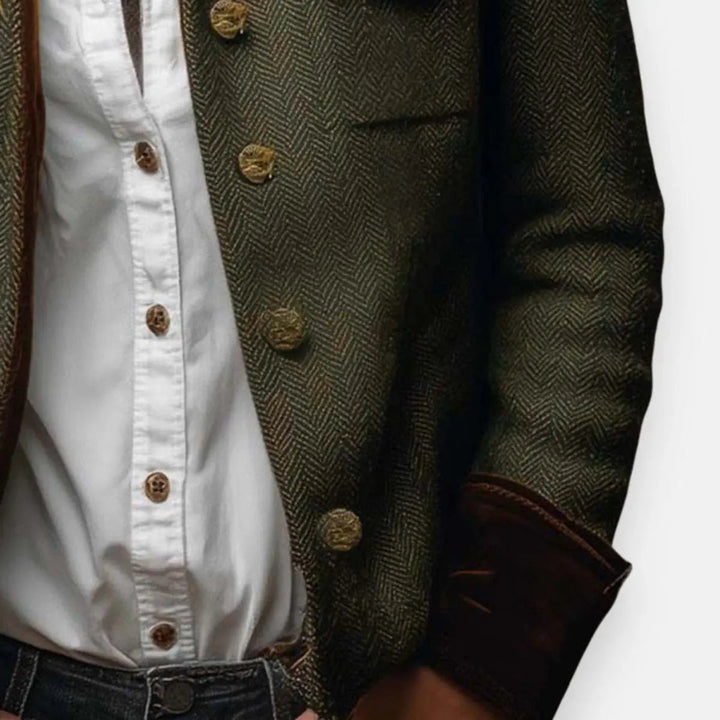 Harriet | Smart Herringbone Quilted Jacket – Velvet Cuffs, Gold-Tone Buttons, Chest Pockets