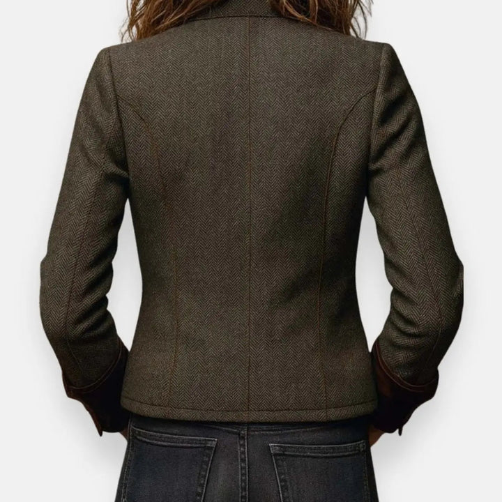 Harriet | Smart Herringbone Quilted Jacket – Velvet Cuffs, Gold-Tone Buttons, Chest Pockets