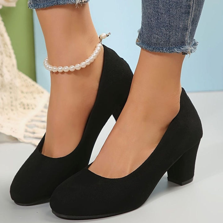 Beatrice | Women's Orthopedic Wide-Fit Block Heel Court Shoes – Stable, Cushioned, Elegant