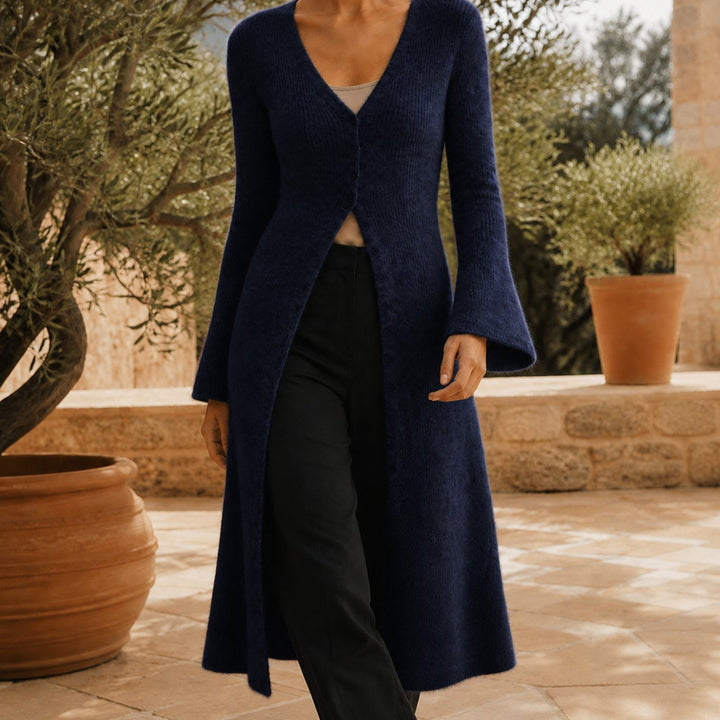 Freya | Elegant Longline Knit Cardigan – V-Neck, Button Front, Flattering Shape