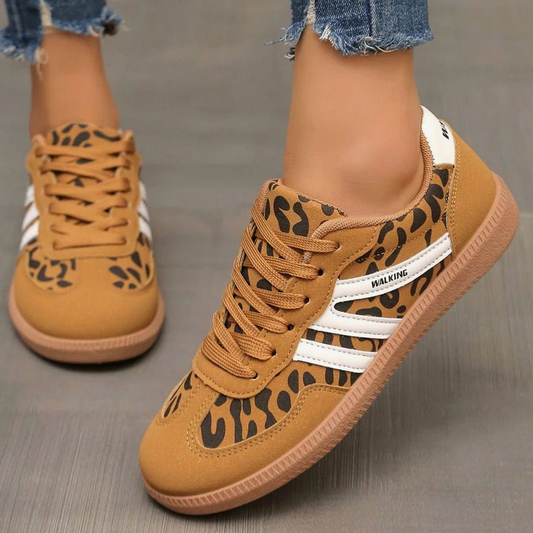 Lily | Women's Wide Toe Box Orthopedic Lace-Up Trainers