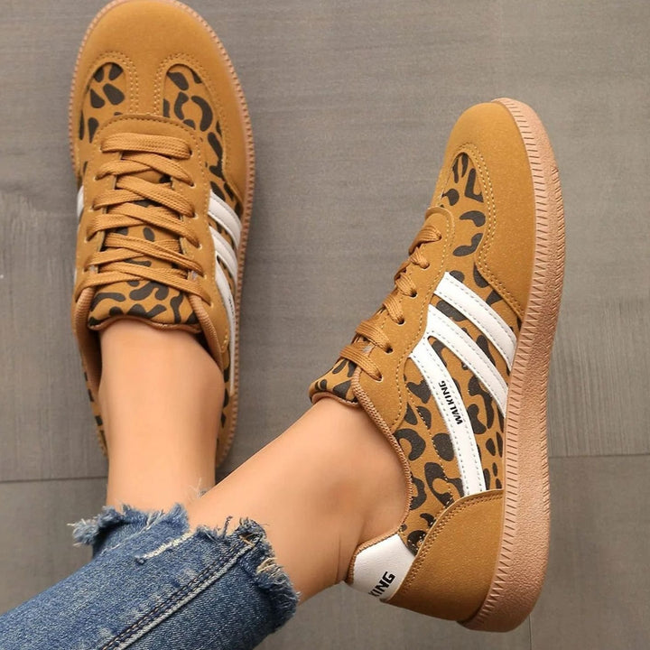 Lily | Women's Wide Toe Box Orthopedic Lace-Up Trainers
