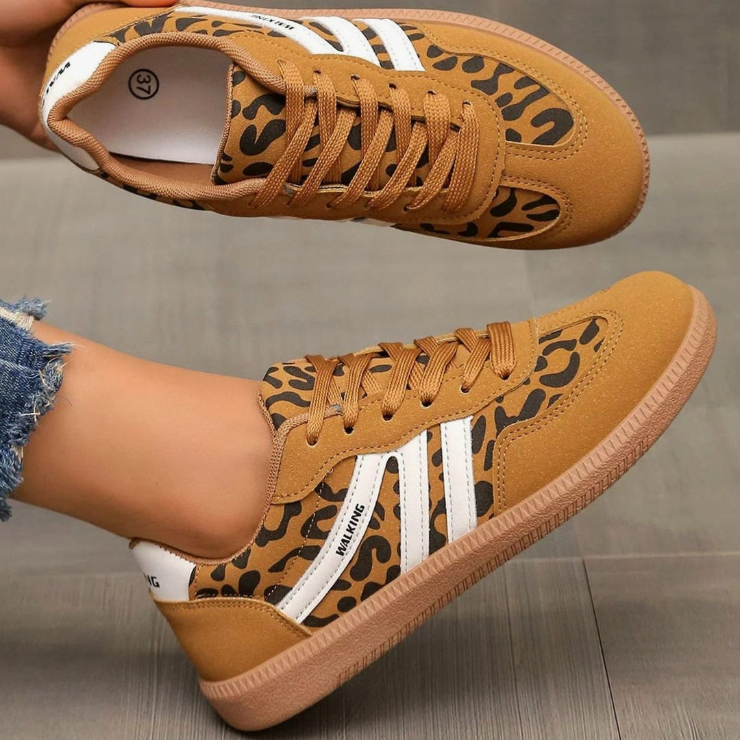 Lily | Women's Wide Toe Box Orthopedic Lace-Up Trainers