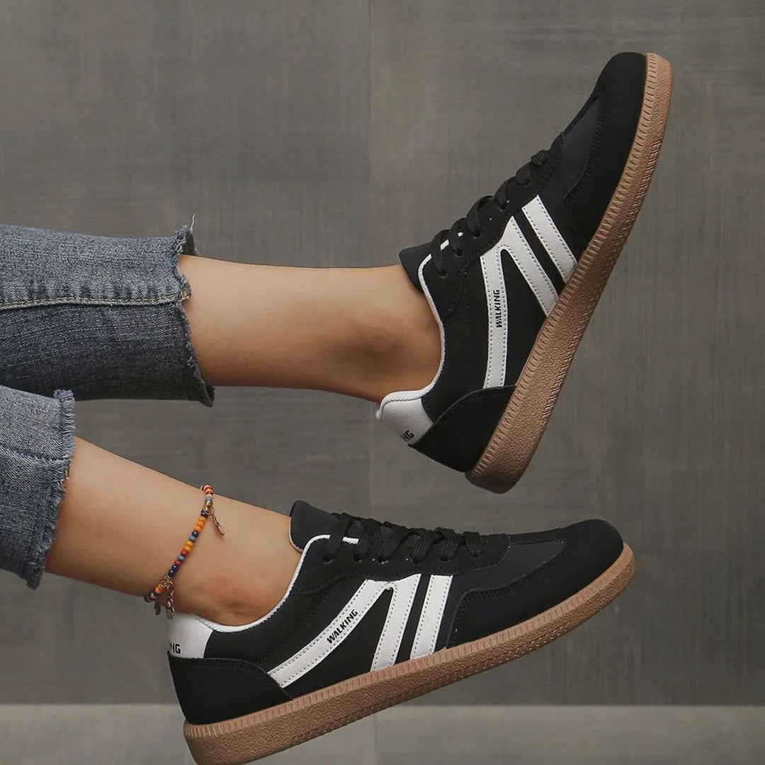 Lily | Women's Wide Toe Box Orthopedic Lace-Up Trainers